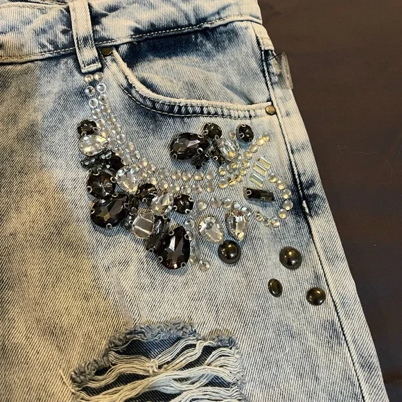 Guess Marilyn 3 Zip skinny low jeans with jewelry. Size 31 - Picture 7 of 8